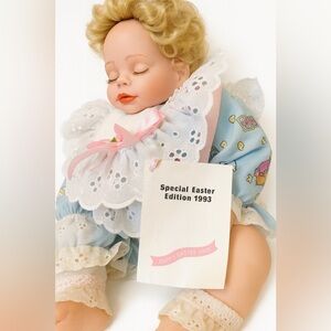 Porcelain Doll Easter 1993 World Gallery Dolls And Collectibles”Little Lamb”